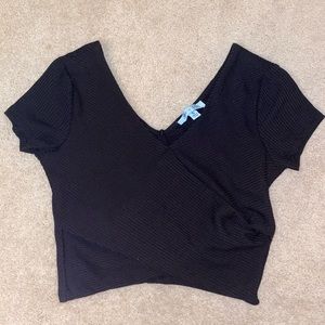 She & sky black cropped top